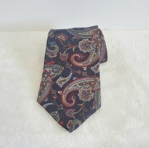 Buckingham Navy Blue Burgundy Paisley 100% Silk Men's Tie